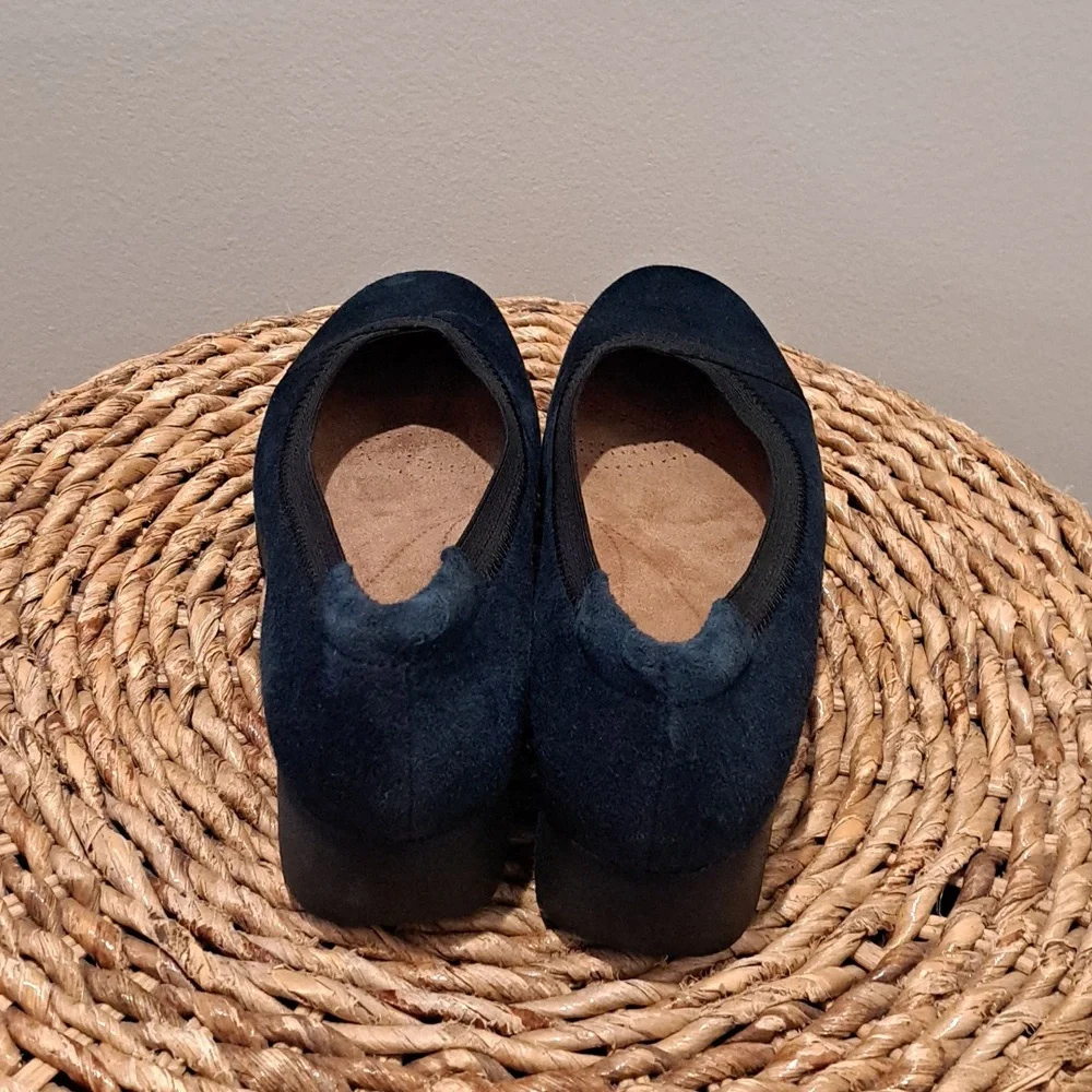 NWT Clarks Womens Artisan Blue Suede Ballet 1.25